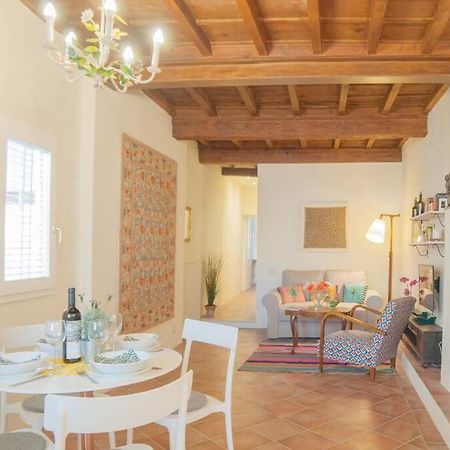 Cozy Macci flat 4 people near Santa Croce Square Apartment Florenţa Exterior foto