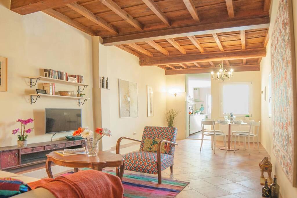 Cozy Macci flat 4 people near Santa Croce Square Apartment Florenţa Exterior foto